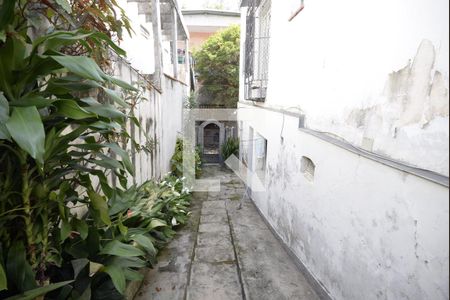 Casa à venda com 200m², 3 quartos e 1 vagaCorredor Quintal