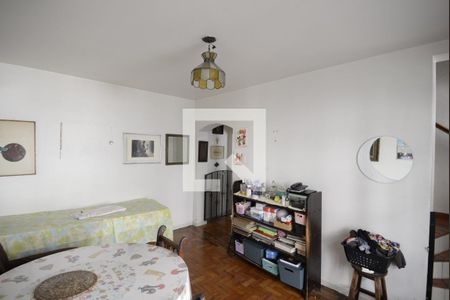 Casa à venda com 200m², 3 quartos e 1 vagaSala