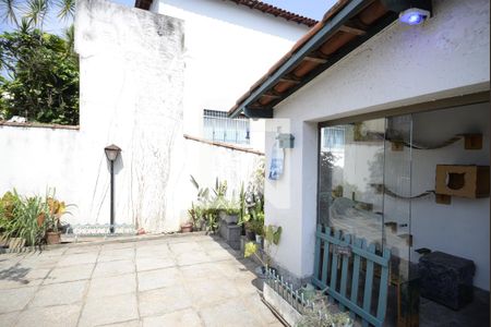 Casa à venda com 200m², 3 quartos e 1 vagaEntrada