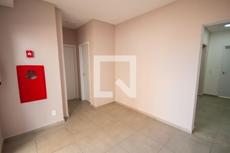 Apartamento para alugar com 43m², 2 quartos e 1 vagaHall de entrada
