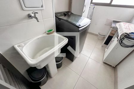Apartamento para alugar com 70m², 2 quartos e 1 vagaÁrea de Serviço
