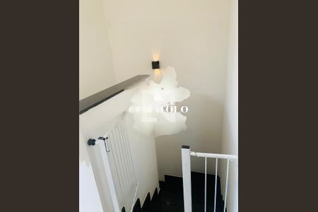 Casa de condomínio à venda com 180m², 3 quartos e 2 vagas