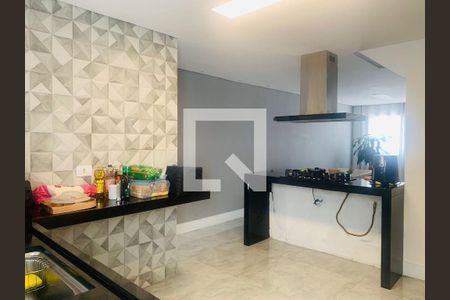 Casa de condomínio à venda com 180m², 3 quartos e 2 vagas