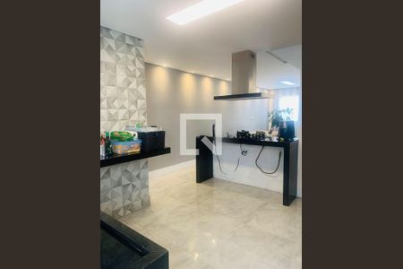 Casa de condomínio à venda com 180m², 3 quartos e 2 vagas