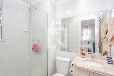 Banheiro da Suíte de apartamento para alugar com 3 quartos, 62m² em Jardim Celeste, São Paulo