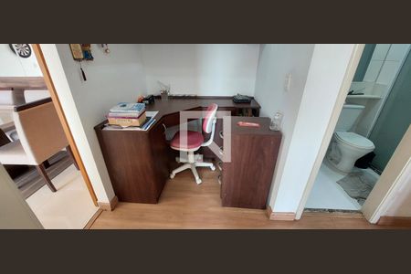 Apartamento para alugar com 76m², 3 quartos e 1 vaga Apartamento para alugar com 76m², 3 quartos e 1 vagaEscritório