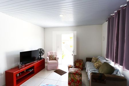 Sala / cozinha de casa para alugar com 1 quarto, 90m² em Parque Residencial Monica, Taboão da Serra