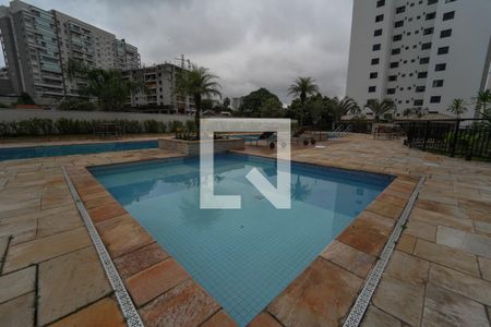 Apartamento à venda com 66m², 2 quartos e 2 vagasÁrea comum - Piscina