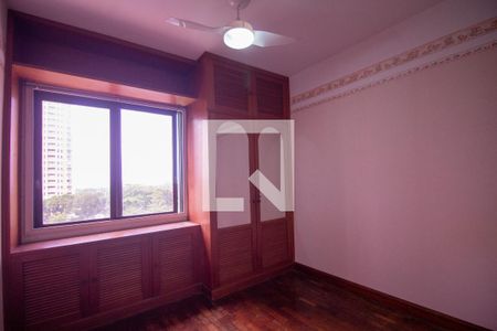 Apartamento à venda com 105m², 3 quartos e 2 vagasQuarto 1