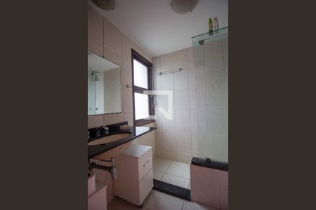 Apartamento à venda com 105m², 3 quartos e 2 vagasBanheiro da Suíte