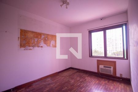Apartamento à venda com 105m², 3 quartos e 2 vagasBanheiro do Quarto 2