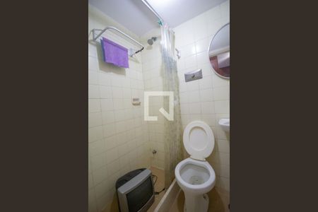 Apartamento à venda com 105m², 3 quartos e 2 vagasBanheiro de Serviço