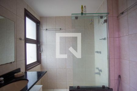 Apartamento à venda com 105m², 3 quartos e 2 vagasBanheiro da Suíte