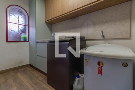 Casa à venda com 110m², 3 quartos e 1 vagaÁrea de Serviço