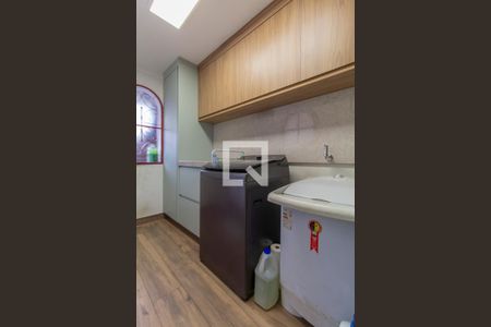 Casa à venda com 110m², 3 quartos e 1 vagaÁrea de Serviço