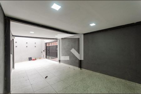 Casa à venda com 400m², 3 quartos e 3 vagas Casa à venda com 400m², 3 quartos e 3 vagasGaragem