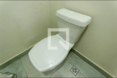 Casa à venda com 400m², 3 quartos e 3 vagas Casa à venda com 400m², 3 quartos e 3 vagasLavabo