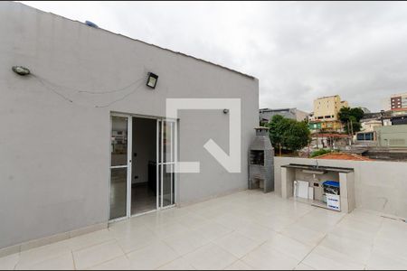 Casa à venda com 400m², 3 quartos e 3 vagas Casa à venda com 400m², 3 quartos e 3 vagasTerraço