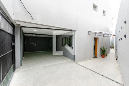 Casa à venda com 400m², 3 quartos e 3 vagas Casa à venda com 400m², 3 quartos e 3 vagasGaragem