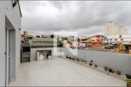 Casa à venda com 400m², 3 quartos e 3 vagas Casa à venda com 400m², 3 quartos e 3 vagasTerraço
