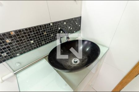 Casa à venda com 400m², 3 quartos e 3 vagas Casa à venda com 400m², 3 quartos e 3 vagasBanheiro