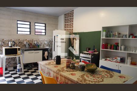 Casa à venda com 313m², 5 quartos e sem vagaCozinha