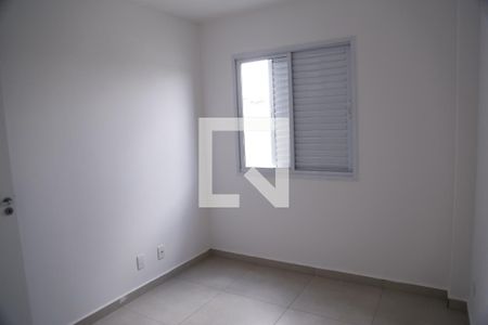 Quarto 1 de apartamento para alugar com 2 quartos, 48m² em Vila Santa Edwiges, São Paulo