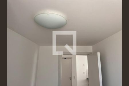 Apartamento à venda com 33m², 2 quartos e sem vagaBanheiro