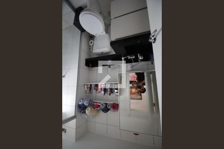 Banheiro de kitnet/studio à venda com 1 quarto, 25m² em Vila Butantã, São Paulo