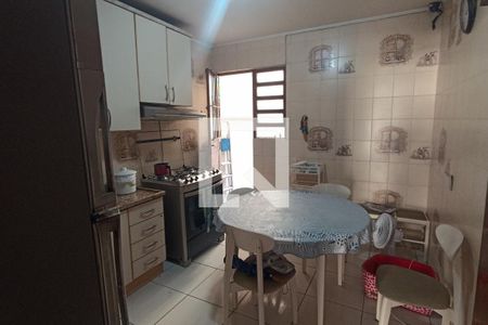 Casa à venda com 206m², 5 quartos e 2 vagasCozinha