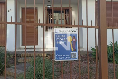 Casa à venda com 206m², 5 quartos e 2 vagasFachada