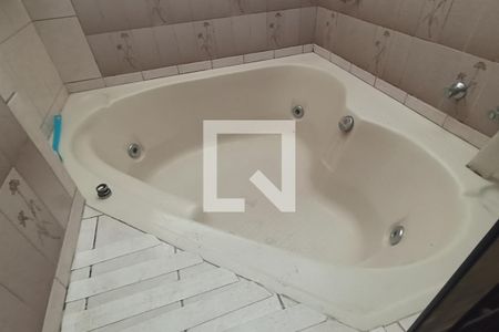 Casa à venda com 206m², 5 quartos e 2 vagasBanheiro da Suíte