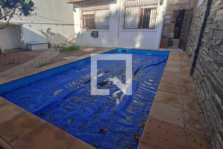 Casa à venda com 206m², 5 quartos e 2 vagasPiscina
