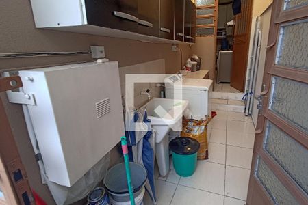 Casa à venda com 206m², 5 quartos e 2 vagasÁrea de Serviço