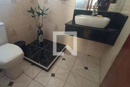 Casa à venda com 206m², 5 quartos e 2 vagasLavabo