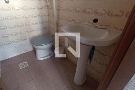 Casa à venda com 206m², 5 quartos e 2 vagasBanheiro de Serviço