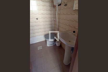 Casa à venda com 206m², 5 quartos e 2 vagasBanheiro de Serviço