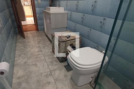 Casa à venda com 206m², 5 quartos e 2 vagasBanheiro Social