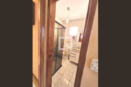 banheiro suite de casa à venda com 2 quartos, 150m² em Ipanema, Lagoa Santa