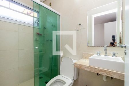 Casa à venda com 250m², 4 quartos e 4 vagasBanheiro - Suíte 2