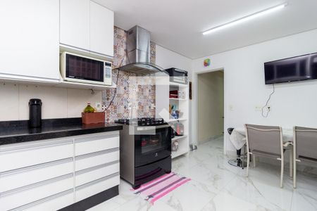 Casa à venda com 250m², 4 quartos e 4 vagasCozinha