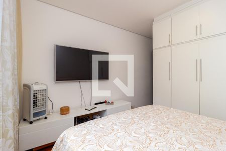 Casa à venda com 250m², 4 quartos e 4 vagasSuíte 1