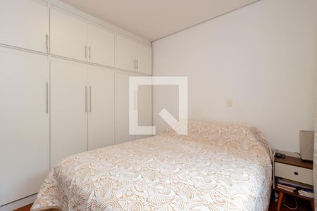 Casa à venda com 250m², 4 quartos e 4 vagasSuíte 1