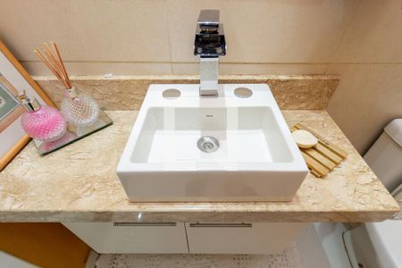 Casa à venda com 250m², 4 quartos e 4 vagasDetalhe - Lavabo