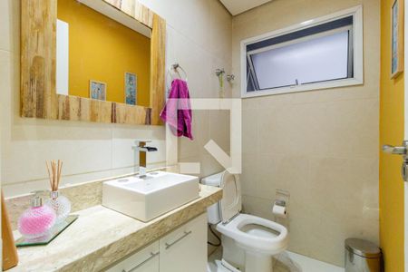 Casa à venda com 250m², 4 quartos e 4 vagasLavabo