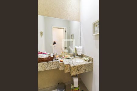 Casa para alugar com 180m², 3 quartos e 4 vagasBanheiro Suite 2