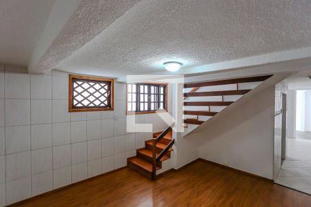 Casa para alugar com 110m², 2 quartos e 1 vaga Casa para alugar com 110m², 2 quartos e 1 vagaSala de Jantar