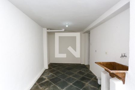 Casa para alugar com 110m², 2 quartos e 1 vaga Casa para alugar com 110m², 2 quartos e 1 vagaÁrea de Serviço