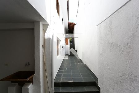 Casa para alugar com 110m², 2 quartos e 1 vaga Casa para alugar com 110m², 2 quartos e 1 vagaCorredor