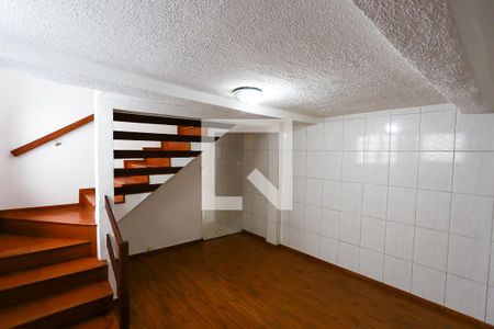Casa para alugar com 110m², 2 quartos e 1 vaga Casa para alugar com 110m², 2 quartos e 1 vagaSala de Jantar